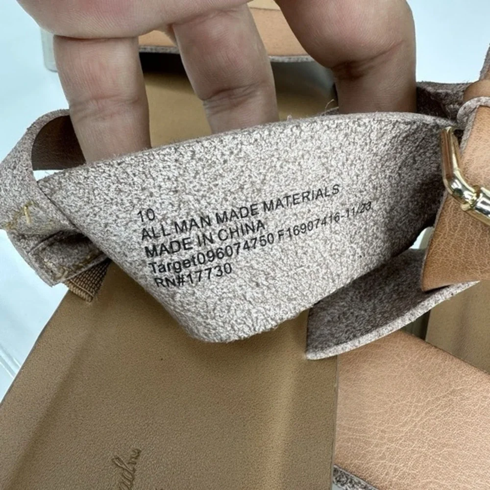 Universal Thread Womens Tan Square Toe Studded Slingback‎ Flat Sandals Size 10